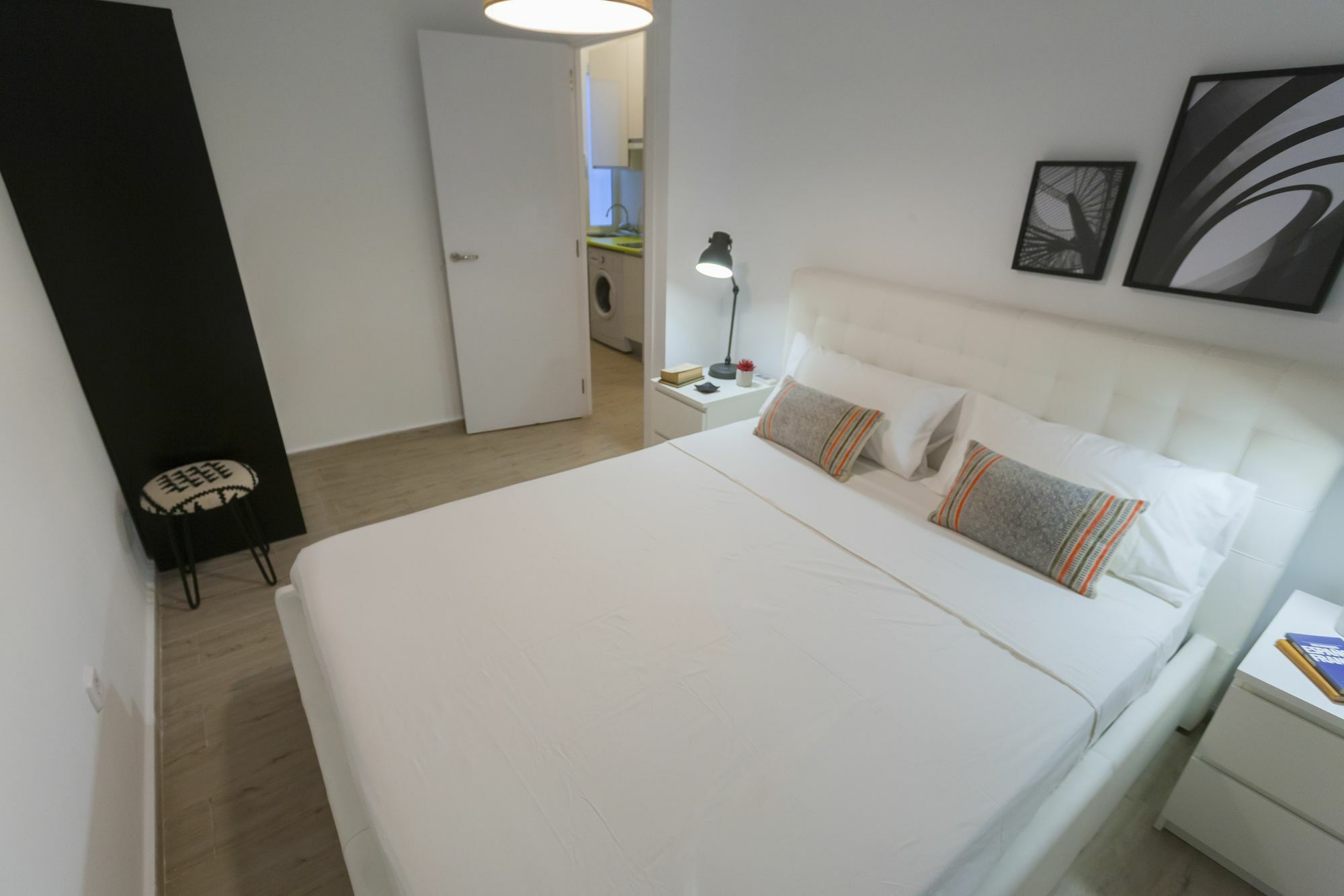 Dobo Rooms Ronda De Segovia Madryt Zewnętrze zdjęcie