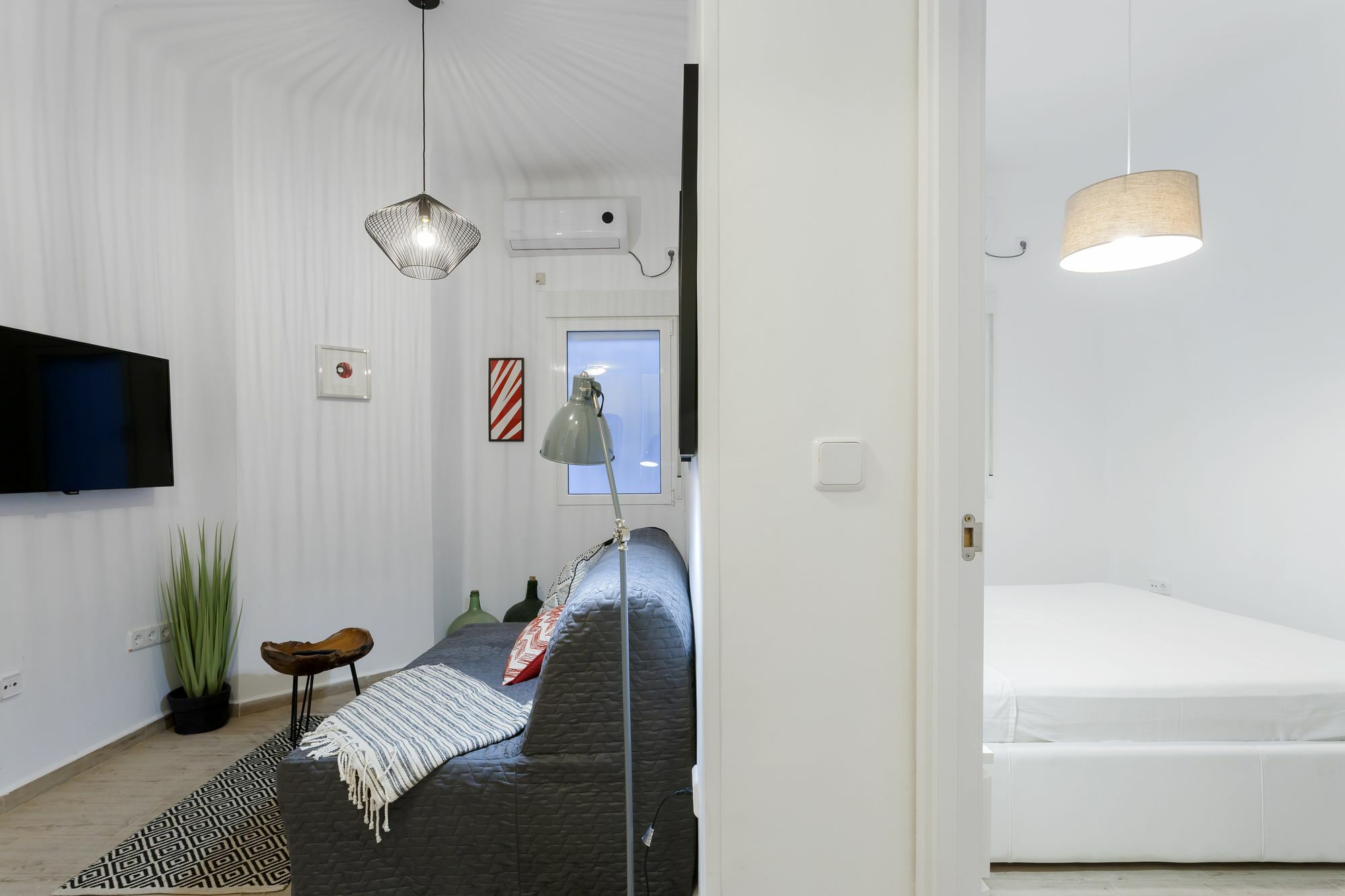 Dobo Rooms Ronda De Segovia Madryt Zewnętrze zdjęcie